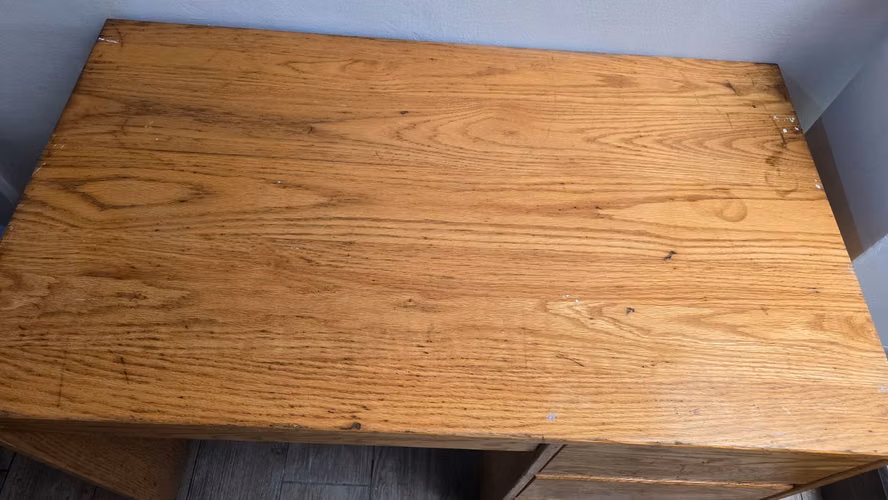 Escritorio de madera