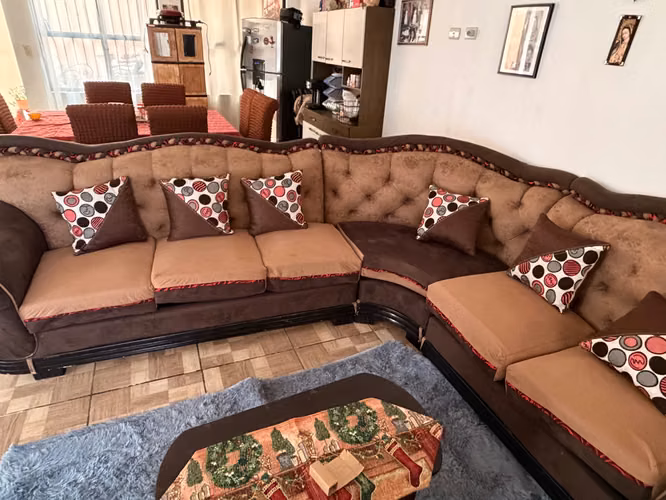 Half moon room
