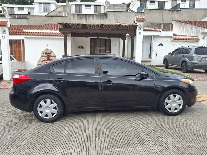 Kia Forte/ Cerato 2016 1.8 Con Todas Sus Bolsas De Aire Intactas  - Imagen 8