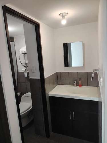 APARTAMENTO EN RENTA EN MARISCAL UNO UNO ZONA 11 - Imagen 9