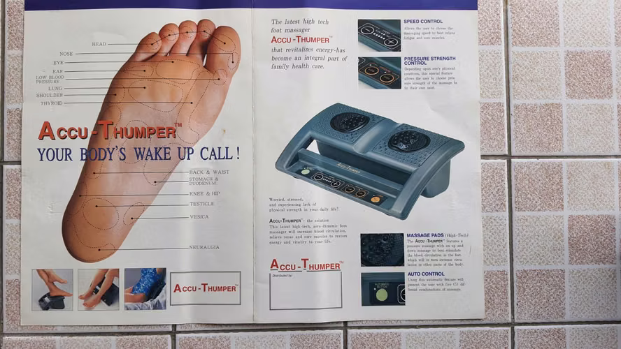 Masajeador de pies de acupresión Accu-Thumper Woojin America WJF-6500 con estuche - Imagen 9