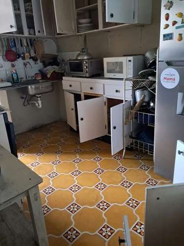 CASA EN VENTA EN ZONA 5 COLONIA ABRIL CERCA A LA IGLESIA PADRE CHEMITA - Imagen 9