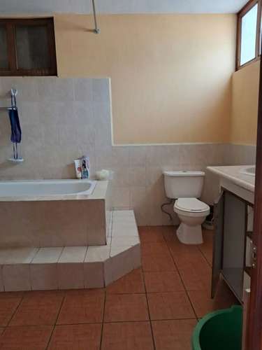 CASA EN VENTA EN ZONA 5 COLONIA ABRIL CERCA A LA IGLESIA PADRE CHEMITA - Imagen 6