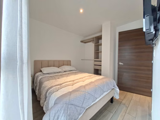 APARTAMENTO AMUEBLADO EN ZONA 10 - Imagen 8