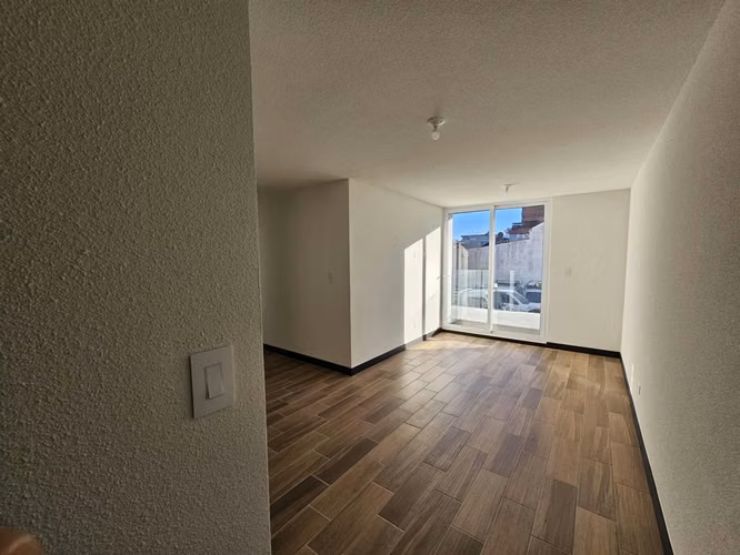 Renta apartamento Bossen zona 2. dos dormitorios y 2 parqueos. cerca de todo.  - Imagen 10