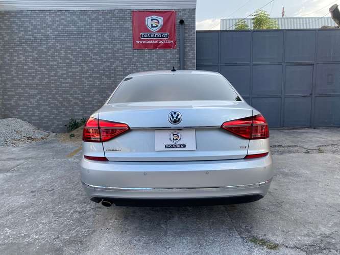Volkswagen Passat de Agencia Modelo 2016 - Imagen 3