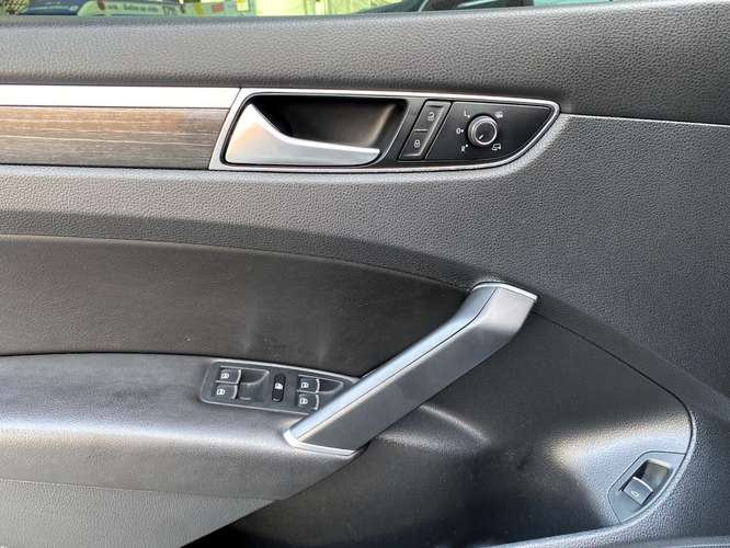 Volkswagen Passat de Agencia Modelo 2016 - Imagen 10