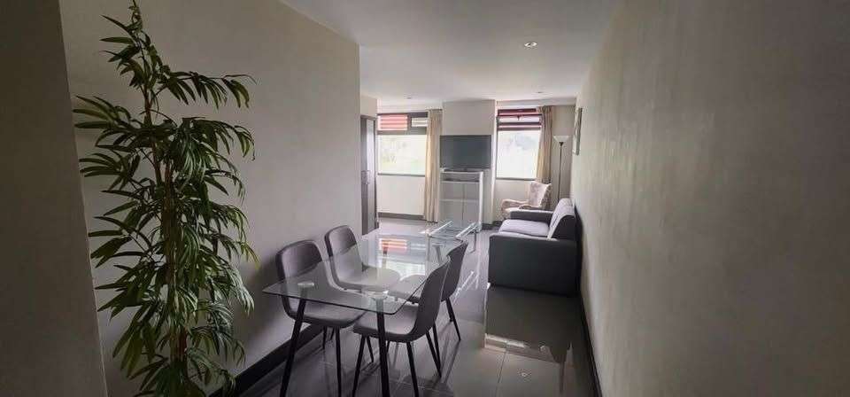 Apartamento amueblado en Zona 15 - Imagen 5
