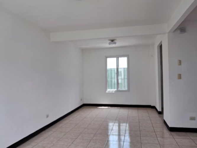 Casa en venta en condominio san miguel dueñas - Imagen 13