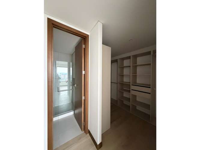 Apartamento en Renta Zona 10 - Imagen 9