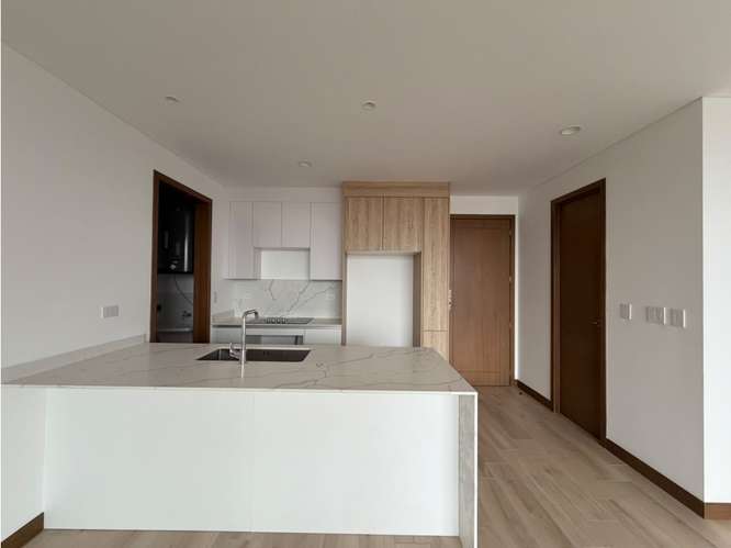 Apartamento en Renta Zona 10 - Imagen 4