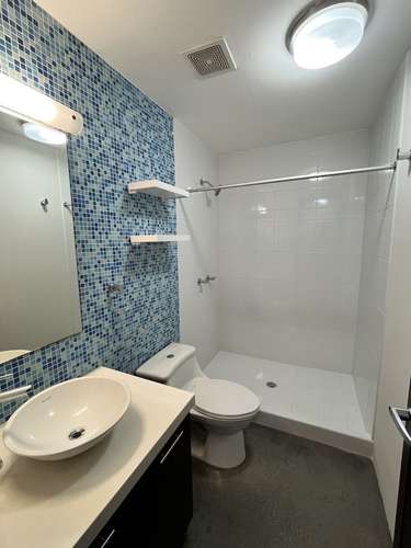 Apartamento amueblado en Zona 4 - Imagen 4