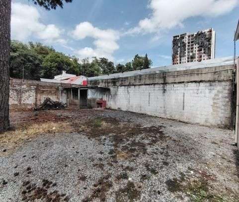 Terreno en Zona 10