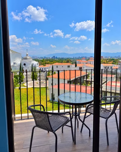 APARTAMENTO EN RENTA ZONA 16 LIRIOS DE CAYALÁ  - Imagen 6