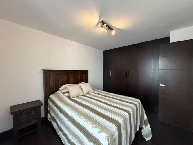 APARTAMENTO AMUEBLADO EN RENTA EN ZONA 14 - Imagen 12