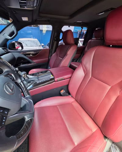 LEXUS LX600 2024 COLOR NEGRO GRAFITO