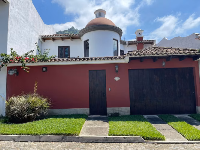Venta de casa en Antigua Guatemala | Condominio Bella Vista