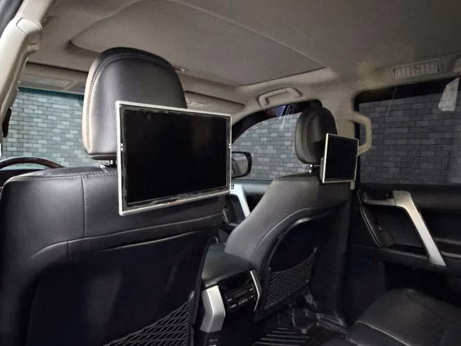 Toyota Land Cruiser Prado VX de Agencia Modelo 2021 - Imagen 11