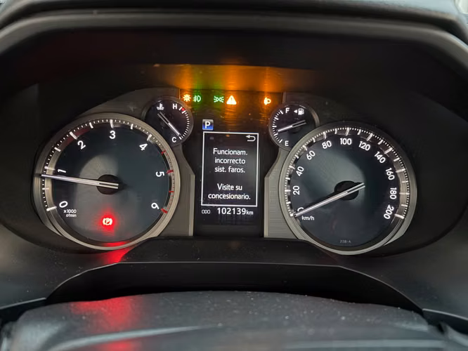 Toyota Land Cruiser Prado VX de Agencia Modelo 2021 - Imagen 18