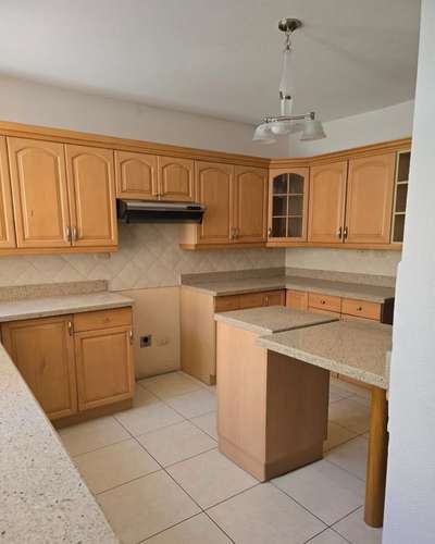 BEAUTIFUL HOUSE IN RENT IN AREA 14