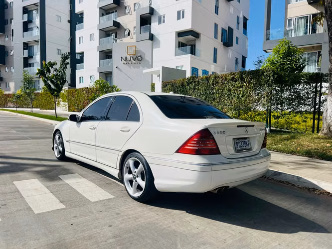 MERCEDES BENZ KIT AMG C230 MOD. 2007   