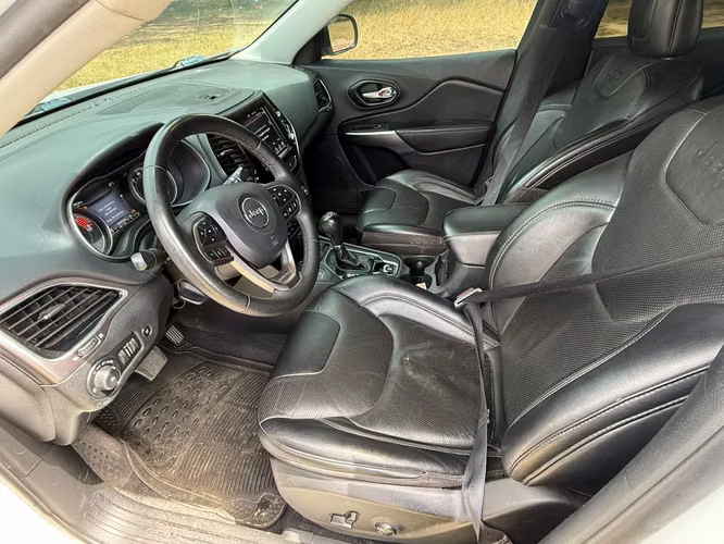 Potente jeep cherokee  - Imagen 2
