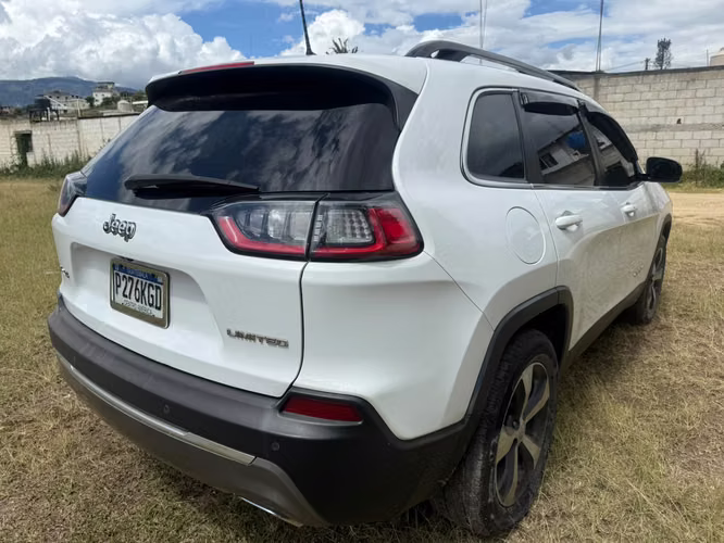 Potente jeep cherokee  - Imagen 3