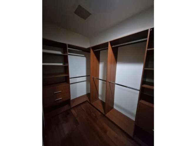 Apartamento en Renta Zona 10 - Imagen 7