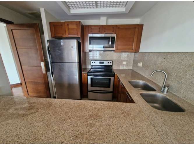 Apartamento en Renta Zona 10 - Imagen 9