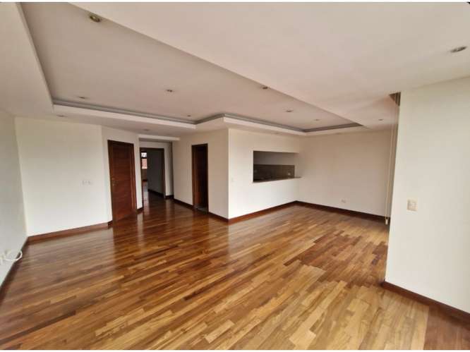 Apartamento en Renta Zona 10 - Imagen 1