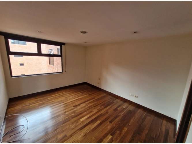 Apartamento en Renta Zona 10 - Imagen 4
