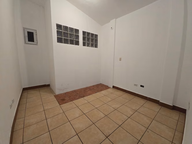 APARTAMENTO EN RENTA EN PANORAMA DE SAN CRISTOBAL CERCA A BOULEVARD SUR - Imagen 9