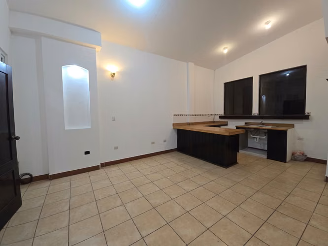 APARTAMENTO EN RENTA EN PANORAMA DE SAN CRISTOBAL CERCA A BOULEVARD SUR - Imagen 3
