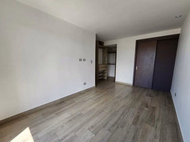 Apartamento moderno en alquiler en zona 15 cercano Valles de Vista Hermosa  - Imagen 7