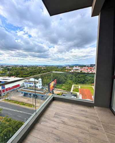 APARTAMENTO EN RENTA ZONA 16 FRENTE A CAYALA AMUEBLADO - Imagen 3