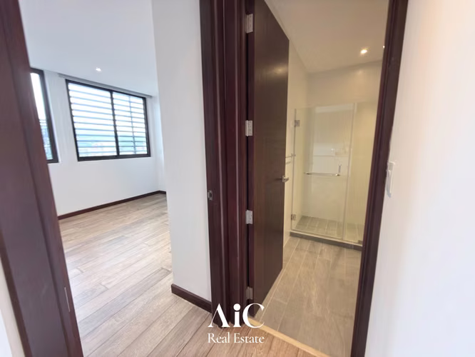 APARTAMENTO CON LÍNEA BLANCA,  EDIF. VHISTA, ZONA 15 - Imagen 4