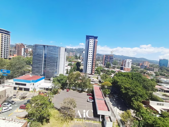 APARTAMENTO CON LÍNEA BLANCA,  EDIF. VHISTA, ZONA 15 - Imagen 8