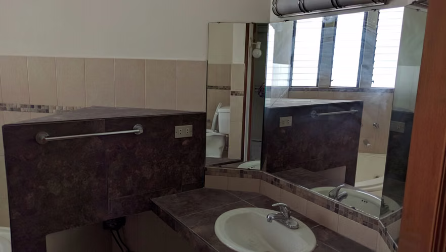 Casa en Renta, Zona 16 (R4379) - Miniatura 15