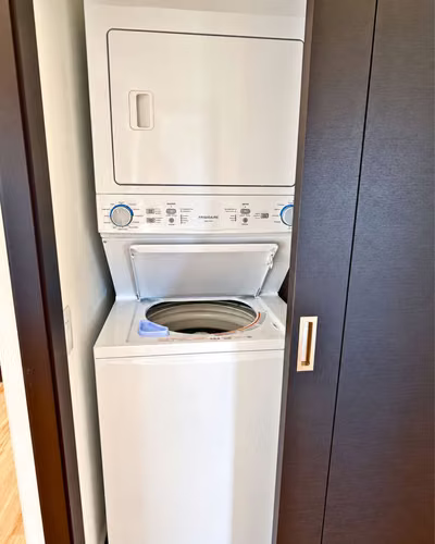 APARTAMENTO EN RENTA ZONA 15  EN NIVEL ALTO - Miniatura 9