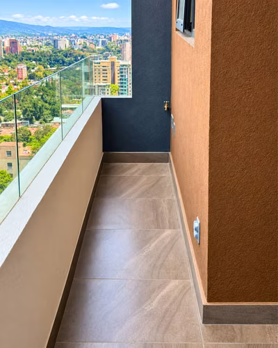 APARTAMENTO EN RENTA ZONA 15  EN NIVEL ALTO - Miniatura 8