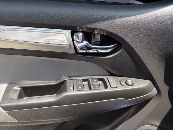 Chevrolet Colorado LTZ de Agencia Modelo 2020 - Imagen 9