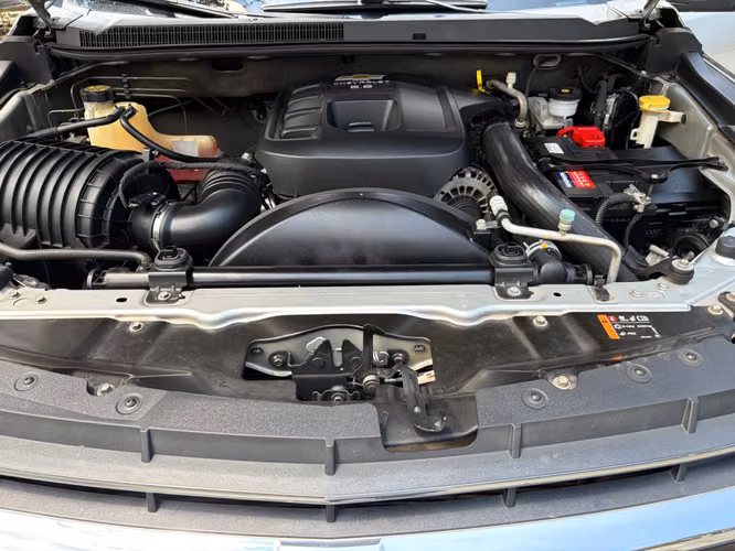 Chevrolet Colorado LTZ de Agencia Modelo 2020 - Imagen 8