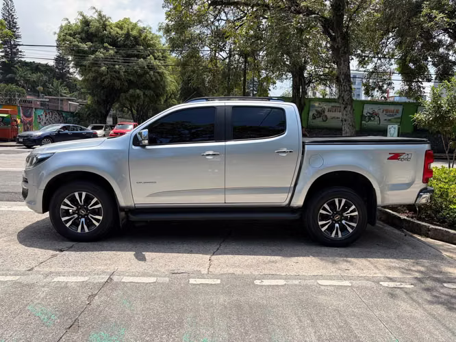 Chevrolet Colorado LTZ de Agencia Modelo 2020 - Imagen 6