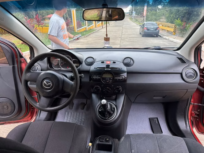 Mazda 2 año 2014