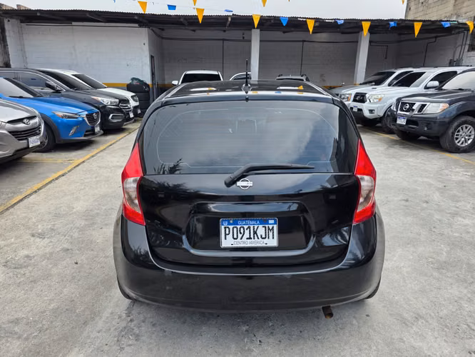 Nissna versa automático 2015 - Imagen 4
