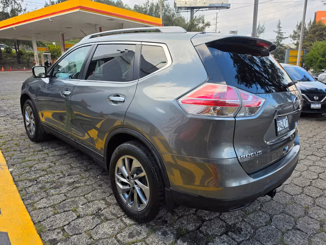 Nissan rogue 4x4 2015 - Imagen 2