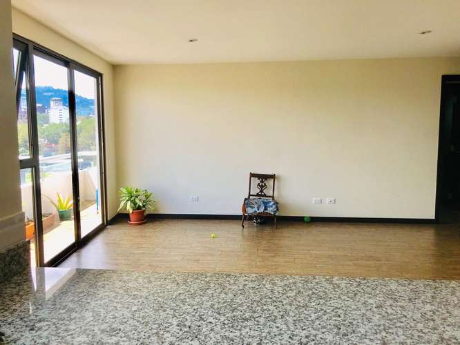 Zona 15, Rento Apartamento Muy Hermoso Con Vista Espectacular Moderno de 3 Habitaciones 