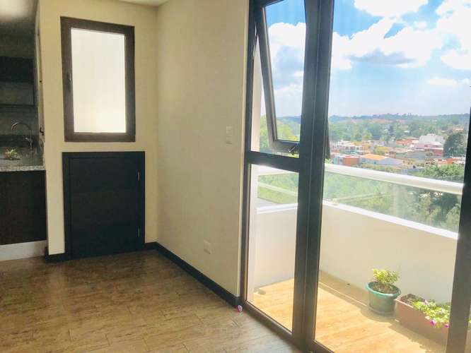 Zona 15, Rento Apartamento Muy Hermoso Con Vista Espectacular Moderno de 3 Habitaciones 