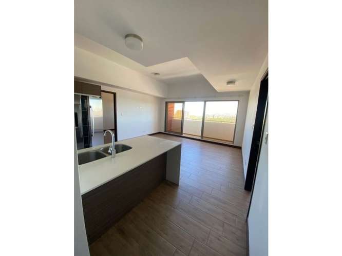Apartamento en Renta Zona 10 - Imagen 8