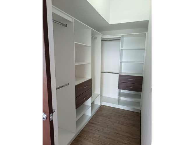 Apartamento en Renta Zona 10 - Imagen 10